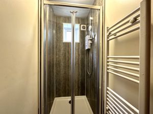 Photo 16- click for photo gallery